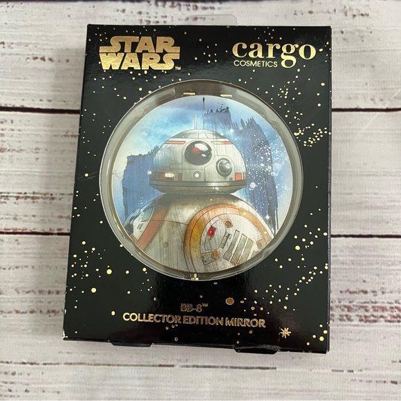 Cargo Cosmetics Star Wars Collector Edition Compact Mirror BB-8 New Rare - Picture 1 of 3